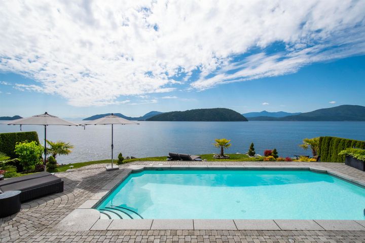 8-ocean-point-drive-howe-sound-west-vancouver-34 at 8 Ocean Point Drive, Howe Sound, West Vancouver