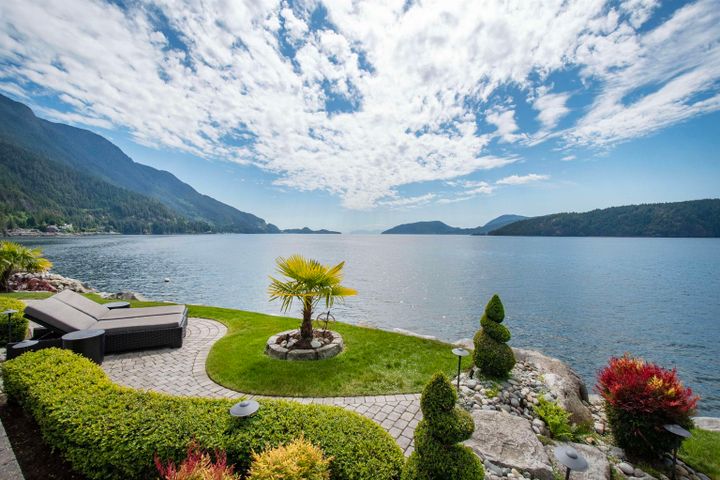 8-ocean-point-drive-howe-sound-west-vancouver-36-1 at 8 Ocean Point Drive, Howe Sound, West Vancouver