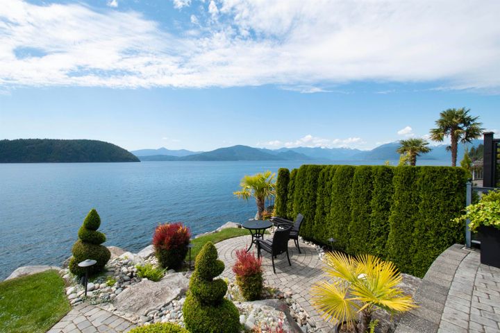 8-ocean-point-drive-howe-sound-west-vancouver-37-1 at 8 Ocean Point Drive, Howe Sound, West Vancouver