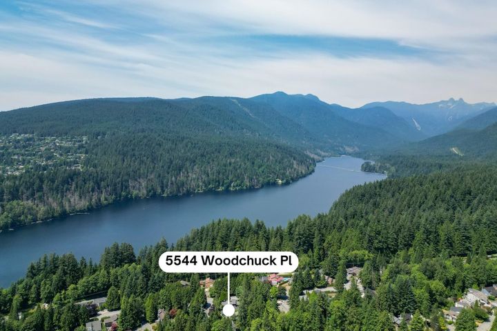 5544-woodchuck-place-grouse-woods-north-vancouver-39 at 5544 Woodchuck Place, Grouse Woods, North Vancouver