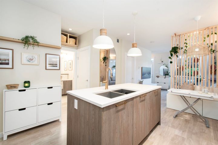 615-e-3rd-street-lower-lonsdale-north-vancouver-18 at 111 - 615 E 3rd Street, Lower Lonsdale, North Vancouver