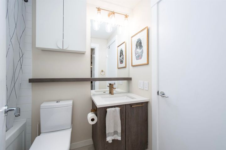 615-e-3rd-street-lower-lonsdale-north-vancouver-22 at 111 - 615 E 3rd Street, Lower Lonsdale, North Vancouver