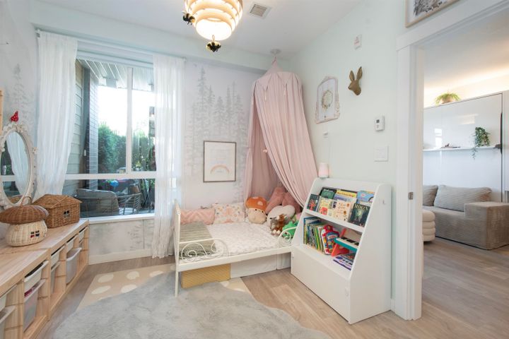615-e-3rd-street-lower-lonsdale-north-vancouver-24 at 111 - 615 E 3rd Street, Lower Lonsdale, North Vancouver