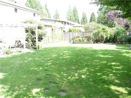 image-260498097-16.jpg at 1035  Crescent, Edgemont, North Vancouver