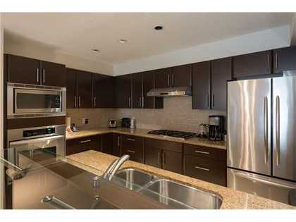 image-261036212-4.jpg at 204 - 3750  Blvd, Edgemont, North Vancouver image-261036212-4.jpg at 204 - 3750  Blvd, Edgemont, North Vancouver