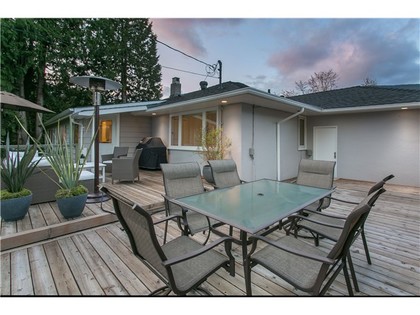 image-261633590-18.jpg at 995  Ave, Edgemont, North Vancouver