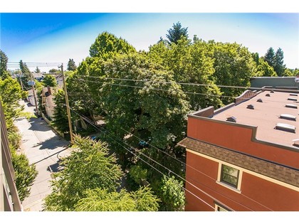 image-261800842-15.jpg at 406 - 2015  Street, Kitsilano, Vancouver West