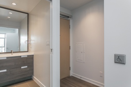 image-262029654-8.jpg at 1605 - 4688  Avenue, Metrotown, Burnaby South