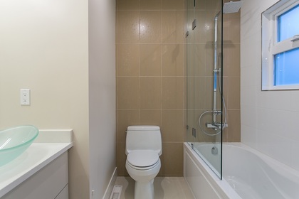 image-262042218-8.jpg at 930  Drive, Lynn Valley, North Vancouver