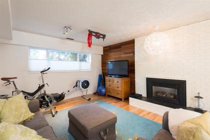 r2040295-residential-detached-1a8xxst-o at 1381  Road, Lynn Valley, North Vancouver