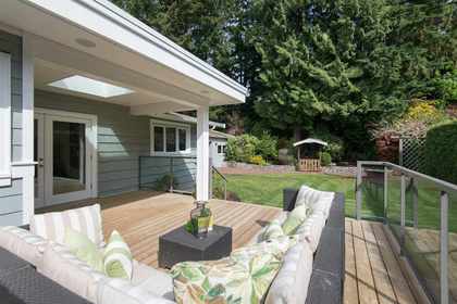 image-262077350-18.jpg at 3545  Crescent, Edgemont, North Vancouver