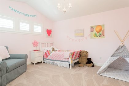 image-262108528-15.jpg at 4464  Lane, Canyon Heights NV, North Vancouver image-262108528-15.jpg at 4464  Lane, Canyon Heights NV, North Vancouver