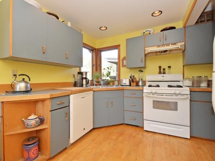 6.jpg at 1918  Drive, Deep Cove, North Vancouver 6.jpg at 1918  Drive, Deep Cove, North Vancouver