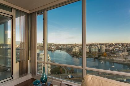 3.jpg at 2805 - 1033  Crescent, Yaletown, Vancouver West 3.jpg at 2805 - 1033  Crescent, Yaletown, Vancouver West