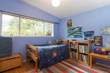 10.jpg at 919 Leovista, Edgemont, North Vancouver 10.jpg at 919 Leovista, Edgemont, North Vancouver