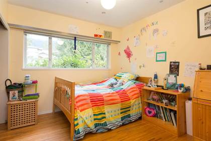 11.jpg at 919 Leovista, Edgemont, North Vancouver 11.jpg at 919 Leovista, Edgemont, North Vancouver