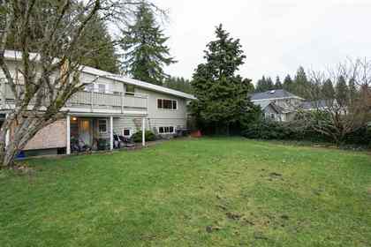 17.jpg at 919 Leovista, Edgemont, North Vancouver 17.jpg at 919 Leovista, Edgemont, North Vancouver