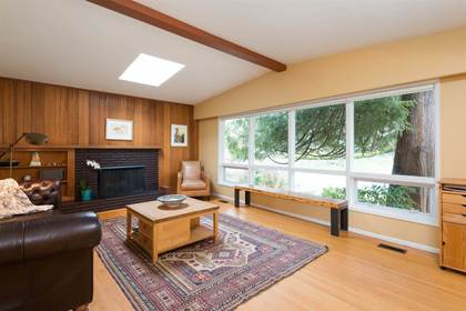 4.jpg at 919 Leovista, Edgemont, North Vancouver 4.jpg at 919 Leovista, Edgemont, North Vancouver