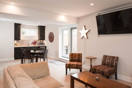 5509-cliffridge-place-canyon-heights-nv-north-vancouver-16 at 5509 Cliffridge Place, Canyon Heights NV, North Vancouver 5509-cliffridge-place-canyon-heights-nv-north-vancouver-16 at 5509 Cliffridge Place, Canyon Heights NV, North Vancouver