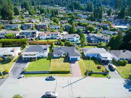 484-vienna-crescent-upper-delbrook-north-vancouver-04 at 484 Vienna Crescent, Upper Delbrook, North Vancouver