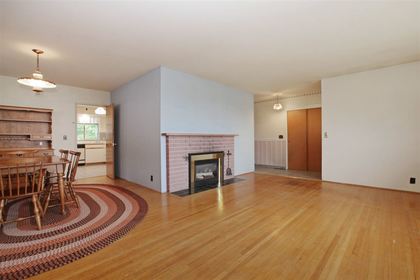 484-vienna-crescent-upper-delbrook-north-vancouver-06 at 484 Vienna Crescent, Upper Delbrook, North Vancouver 484-vienna-crescent-upper-delbrook-north-vancouver-06 at 484 Vienna Crescent, Upper Delbrook, North Vancouver