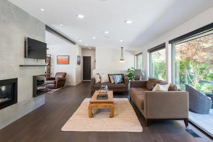 3915-sunnycrest-drive-edgemont-north-vancouver-03 at 3915 Sunnycrest Drive, Edgemont, North Vancouver