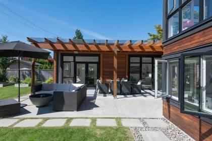 915-kennedy-avenue-edgemont-north-vancouver-02 at 915 Kennedy Avenue, Edgemont, North Vancouver 915-kennedy-avenue-edgemont-north-vancouver-02 at 915 Kennedy Avenue, Edgemont, North Vancouver