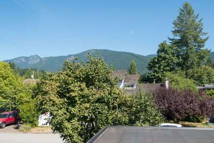 915-kennedy-avenue-edgemont-north-vancouver-20 at 915 Kennedy Avenue, Edgemont, North Vancouver