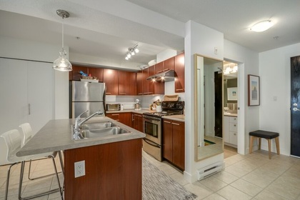 2525-blenheim-street-kitsilano-vancouver-west-06 at 201 - 2525 Blenheim Street, Kitsilano, Vancouver West 2525-blenheim-street-kitsilano-vancouver-west-06 at 201 - 2525 Blenheim Street, Kitsilano, Vancouver West