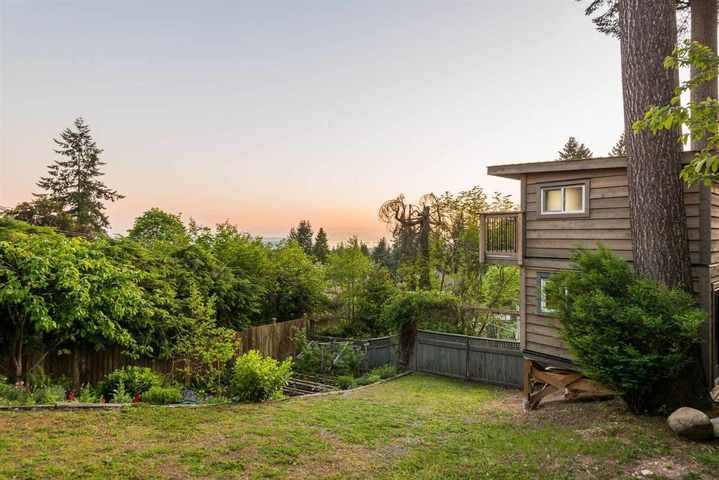 3975-woodbury-avenue-upper-lonsdale-north-vancouver-20 at 3975 Woodbury Avenue, Upper Lonsdale, North Vancouver 3975-woodbury-avenue-upper-lonsdale-north-vancouver-20 at 3975 Woodbury Avenue, Upper Lonsdale, North Vancouver