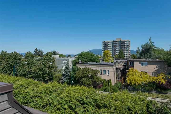 2001-balsam-street-kitsilano-vancouver-west-17 at 305 - 2001 Balsam Street, Kitsilano, Vancouver West