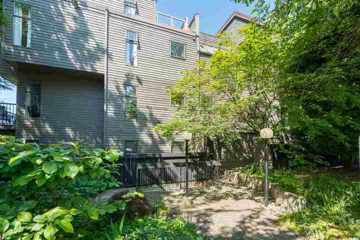 2001-balsam-street-kitsilano-vancouver-west-20 at 305 - 2001 Balsam Street, Kitsilano, Vancouver West