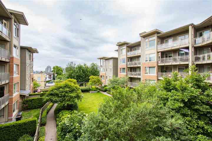 119-w-22nd-street-central-lonsdale-north-vancouver-15 at 327 - 119 W 22nd Street, Central Lonsdale, North Vancouver 119-w-22nd-street-central-lonsdale-north-vancouver-15 at 327 - 119 W 22nd Street, Central Lonsdale, North Vancouver