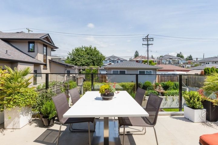 350-e-5th-street-lower-lonsdale-north-vancouver-16 at 350 E 5th Street, Lower Lonsdale, North Vancouver