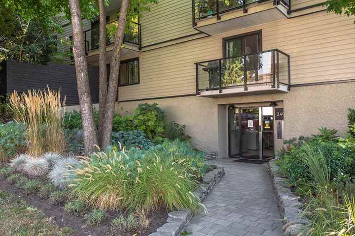 240-mahon-avenue-lower-lonsdale-north-vancouver-20 at 208 - 240 Mahon Avenue, Lower Lonsdale, North Vancouver 240-mahon-avenue-lower-lonsdale-north-vancouver-20 at 208 - 240 Mahon Avenue, Lower Lonsdale, North Vancouver