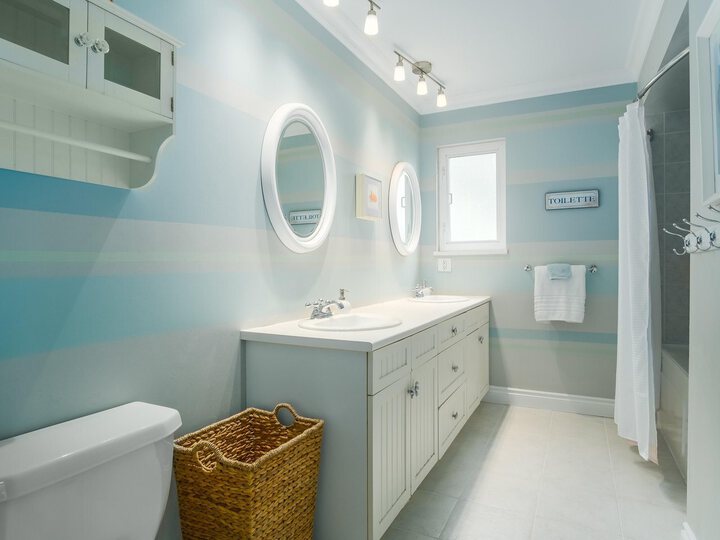 5477-cliffridge-avenue-canyon-heights-nv-north-vancouver-19 at 5477 Cliffridge Avenue, Canyon Heights NV, North Vancouver 5477-cliffridge-avenue-canyon-heights-nv-north-vancouver-19 at 5477 Cliffridge Avenue, Canyon Heights NV, North Vancouver