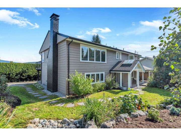 714-huntingdon-crescent-dollarton-north-vancouver-02 at 714 Huntingdon Crescent, Dollarton, North Vancouver 714-huntingdon-crescent-dollarton-north-vancouver-02 at 714 Huntingdon Crescent, Dollarton, North Vancouver