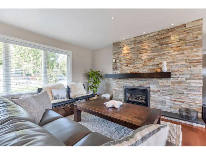 714-huntingdon-crescent-dollarton-north-vancouver-07 at 714 Huntingdon Crescent, Dollarton, North Vancouver 714-huntingdon-crescent-dollarton-north-vancouver-07 at 714 Huntingdon Crescent, Dollarton, North Vancouver
