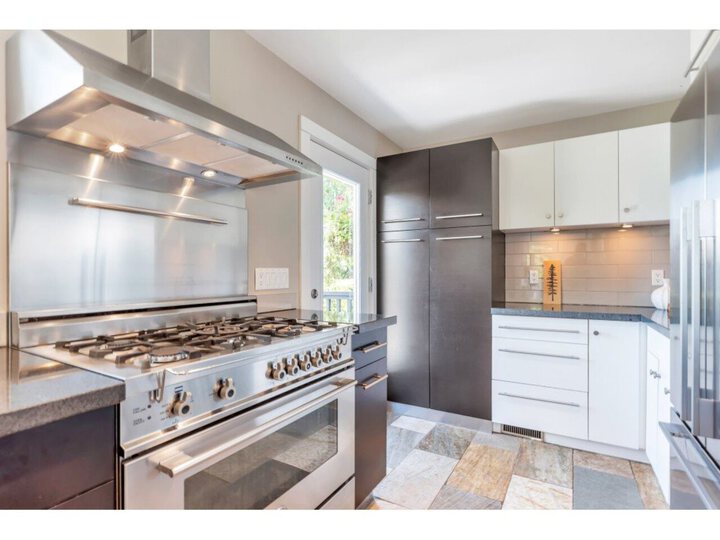 714-huntingdon-crescent-dollarton-north-vancouver-12 at 714 Huntingdon Crescent, Dollarton, North Vancouver 714-huntingdon-crescent-dollarton-north-vancouver-12 at 714 Huntingdon Crescent, Dollarton, North Vancouver