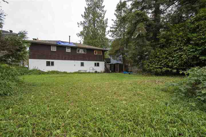 1033-canyon-boulevard-canyon-heights-nv-north-vancouver-02 at 1033 Canyon Boulevard, Canyon Heights NV, North Vancouver 1033-canyon-boulevard-canyon-heights-nv-north-vancouver-02 at 1033 Canyon Boulevard, Canyon Heights NV, North Vancouver