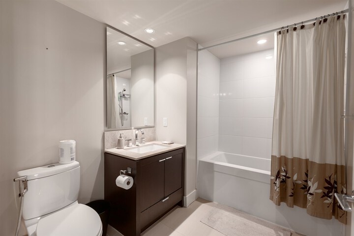 1320-chesterfield-avenue-central-lonsdale-north-vancouver-17 at 1306 - 1320 Chesterfield Avenue, Central Lonsdale, North Vancouver 1320-chesterfield-avenue-central-lonsdale-north-vancouver-17 at 1306 - 1320 Chesterfield Avenue, Central Lonsdale, North Vancouver