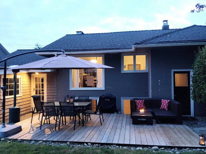 3380-edgemont-boulevard-edgemont-north-vancouver-03 at 3380 Edgemont Boulevard, Edgemont, North Vancouver 3380-edgemont-boulevard-edgemont-north-vancouver-03 at 3380 Edgemont Boulevard, Edgemont, North Vancouver