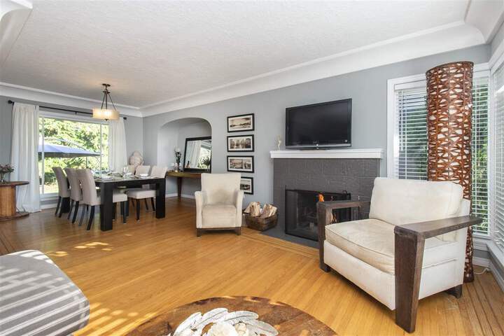 3380-edgemont-boulevard-edgemont-north-vancouver-07 at 3380 Edgemont Boulevard, Edgemont, North Vancouver 3380-edgemont-boulevard-edgemont-north-vancouver-07 at 3380 Edgemont Boulevard, Edgemont, North Vancouver