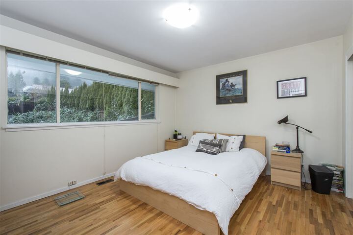 818-clements-avenue-canyon-heights-nv-north-vancouver-13 at 818 Clements Avenue, Canyon Heights NV, North Vancouver 818-clements-avenue-canyon-heights-nv-north-vancouver-13 at 818 Clements Avenue, Canyon Heights NV, North Vancouver