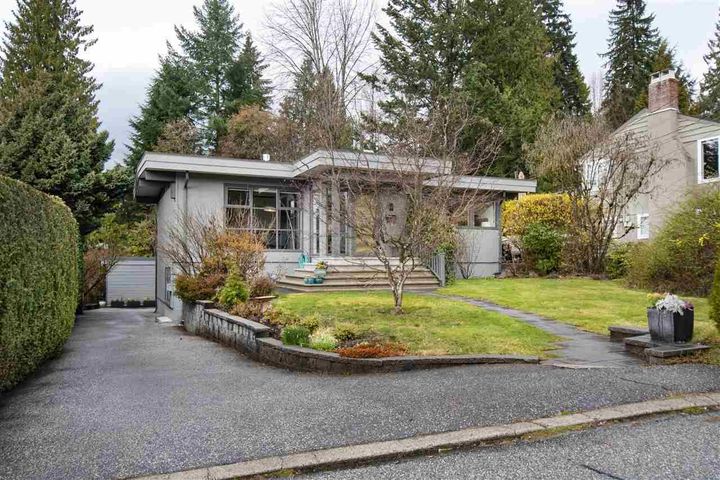 3421-emerald-drive-edgemont-north-vancouver-03 at 3421 Emerald Drive, Edgemont, North Vancouver 3421-emerald-drive-edgemont-north-vancouver-03 at 3421 Emerald Drive, Edgemont, North Vancouver