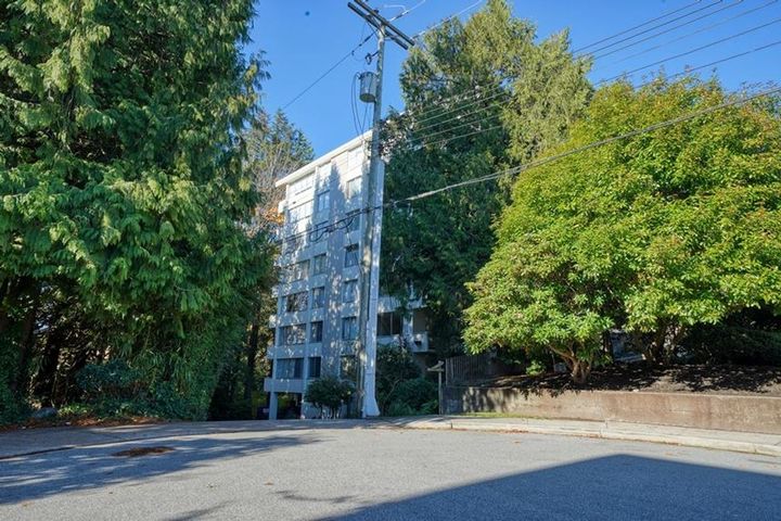 1785-esquimalt-avenue-ambleside-west-vancouver-23 at 402 - 1785 Esquimalt Avenue, Ambleside, West Vancouver 1785-esquimalt-avenue-ambleside-west-vancouver-23 at 402 - 1785 Esquimalt Avenue, Ambleside, West Vancouver