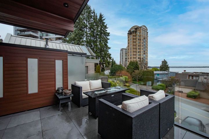 2309-bellevue-avenue-dundarave-west-vancouver-28 at 2309 Bellevue Avenue, Dundarave, West Vancouver 2309-bellevue-avenue-dundarave-west-vancouver-28 at 2309 Bellevue Avenue, Dundarave, West Vancouver