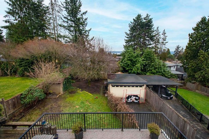 227-w-windsor-road-upper-lonsdale-north-vancouver-20 at 227 W Windsor Road, Upper Lonsdale, North Vancouver 227-w-windsor-road-upper-lonsdale-north-vancouver-20 at 227 W Windsor Road, Upper Lonsdale, North Vancouver