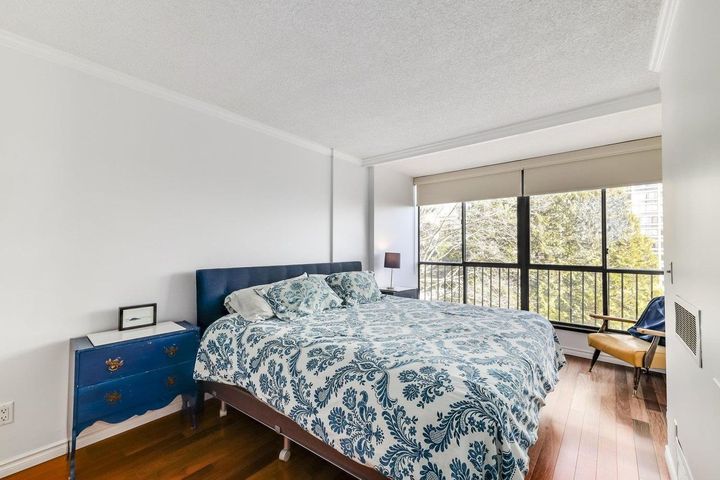 650-16th-street-ambleside-west-vancouver-17 at 301 - 650 16th Street, Ambleside, West Vancouver 650-16th-street-ambleside-west-vancouver-17 at 301 - 650 16th Street, Ambleside, West Vancouver
