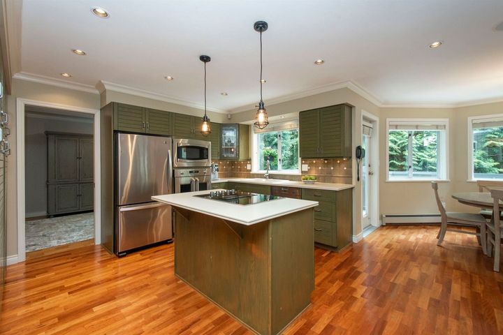 5763-grousewoods-crescent-grouse-woods-north-vancouver-06 at 5763 Grousewoods Crescent, Grouse Woods, North Vancouver 5763-grousewoods-crescent-grouse-woods-north-vancouver-06 at 5763 Grousewoods Crescent, Grouse Woods, North Vancouver